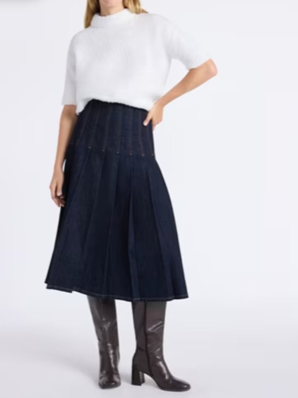 NWT Women's Midi Denim Skirt size 2